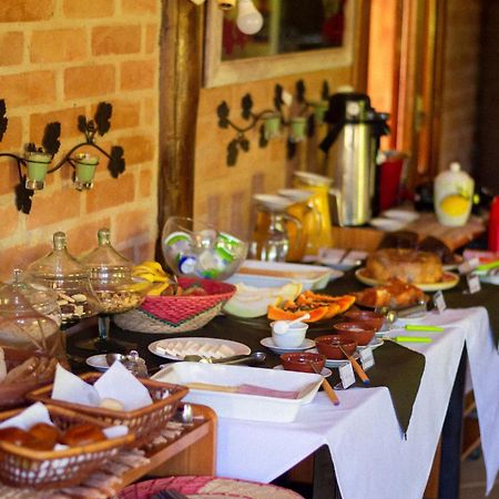Pousada Vinhas Do Pinhal ซานโต อังตัวนิโอ โด ปิงญัล ภายนอก รูปภาพ
