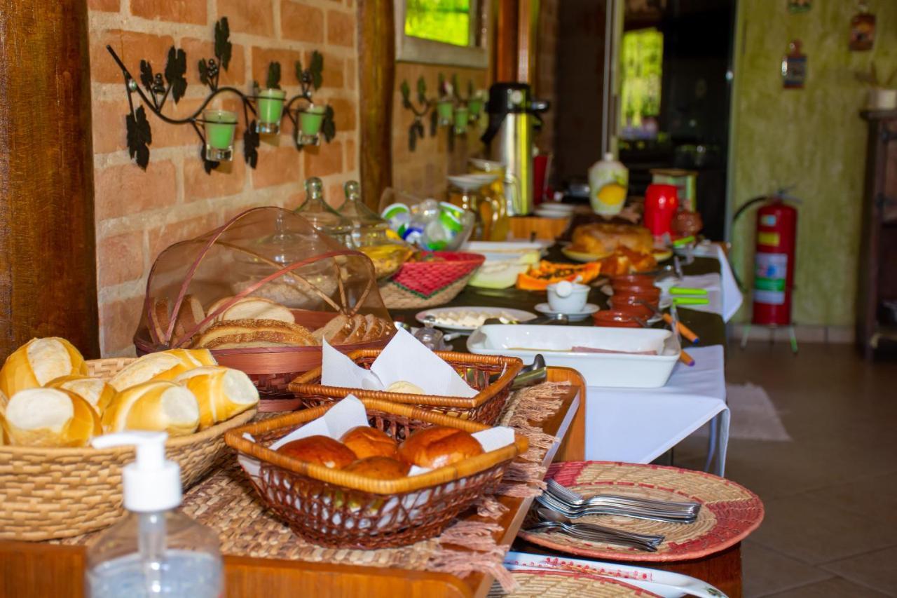Pousada Vinhas Do Pinhal ซานโต อังตัวนิโอ โด ปิงญัล ภายนอก รูปภาพ