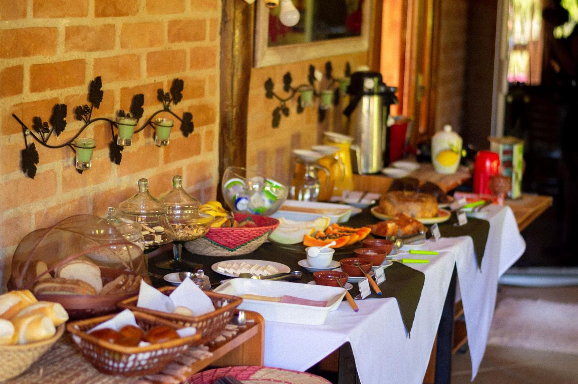 Pousada Vinhas Do Pinhal ซานโต อังตัวนิโอ โด ปิงญัล ภายนอก รูปภาพ
